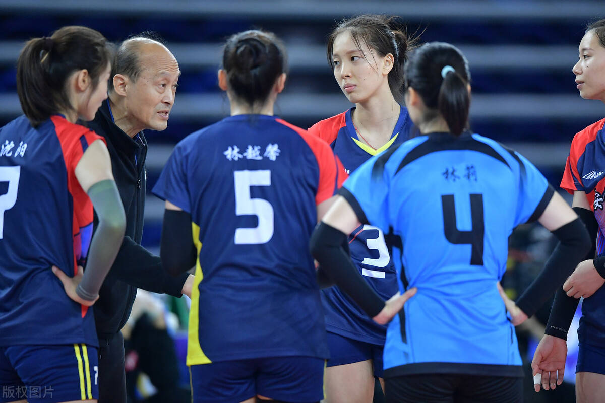 开云体育下载-福建队翻盘浙江队，浓眉哥扛起全队